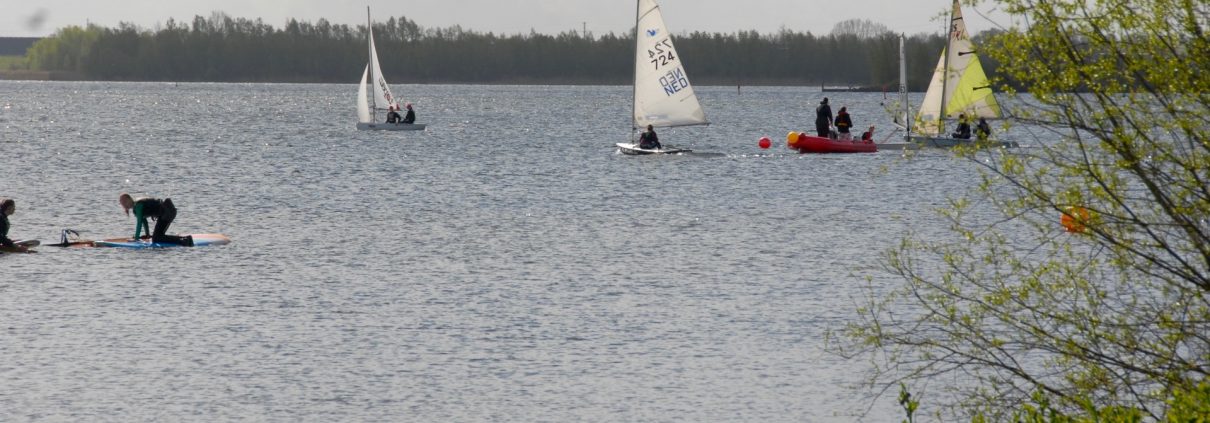 zeilen op het randmeer vanuit buitenopdeVeluwe